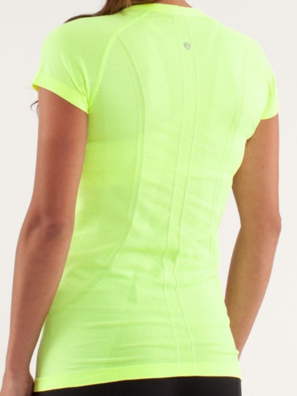 Lululemon Swiftly Tech Short Sleeve Scoop in Ray Size 8